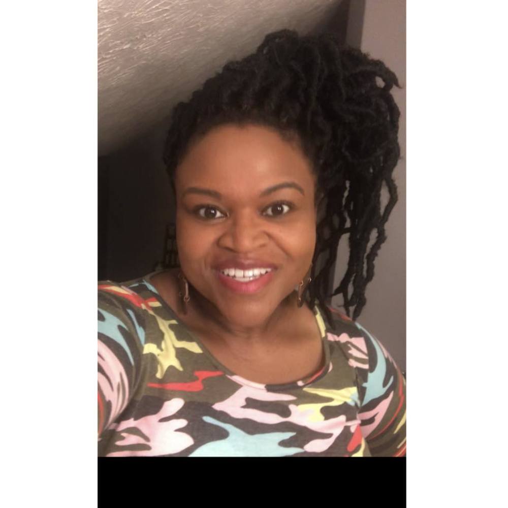 Meet your Posher, Tekia